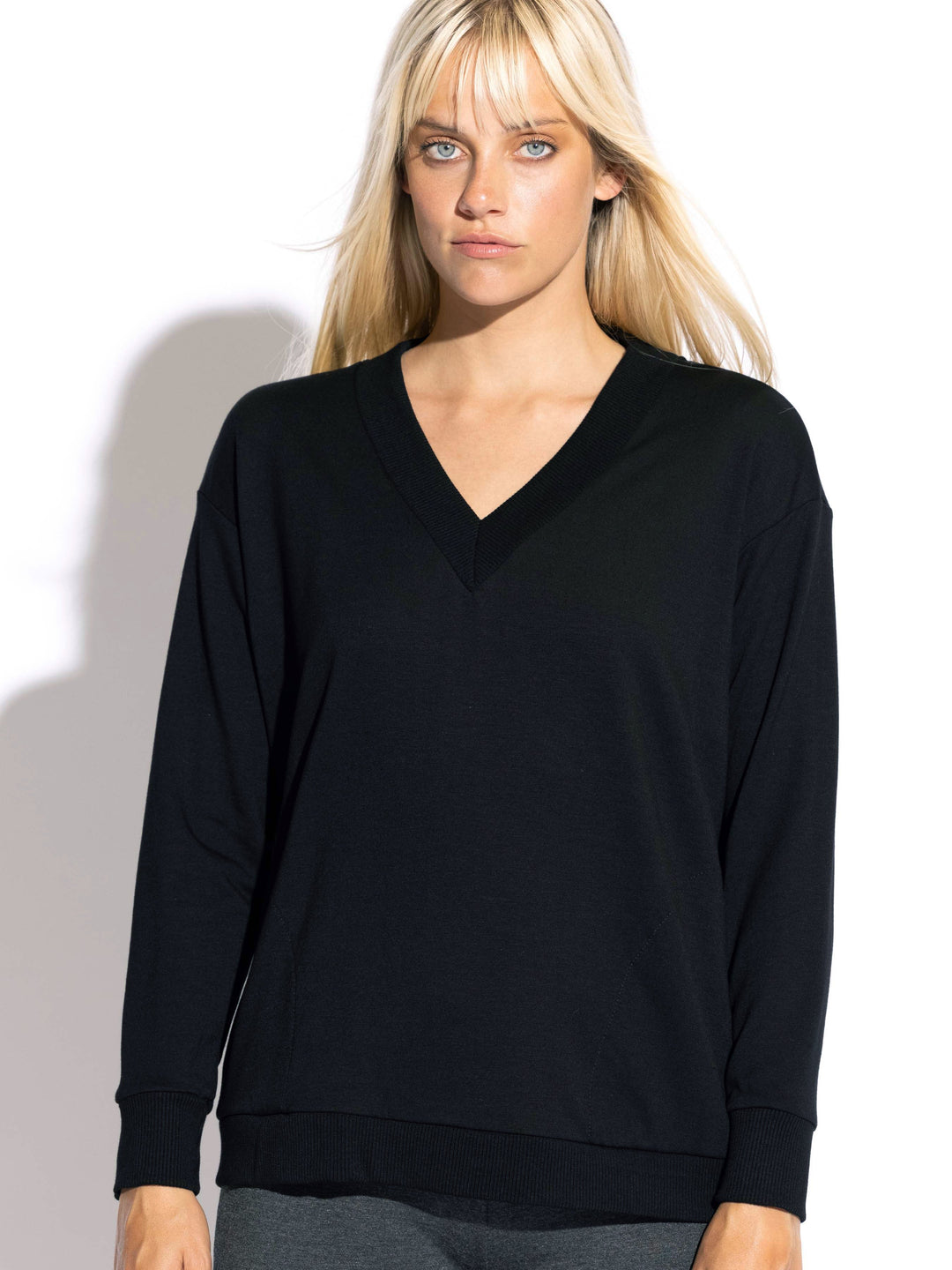 Deena Ultra soft V-Neck long Sleeve Top