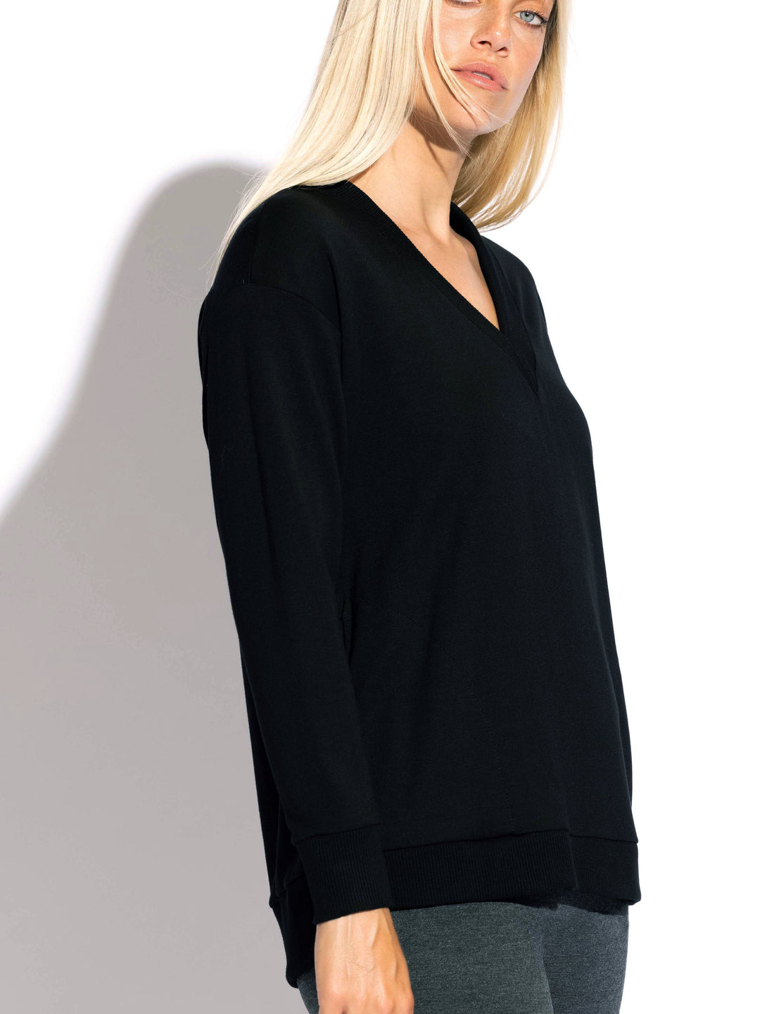 Deena Ultra soft V-Neck long Sleeve Top